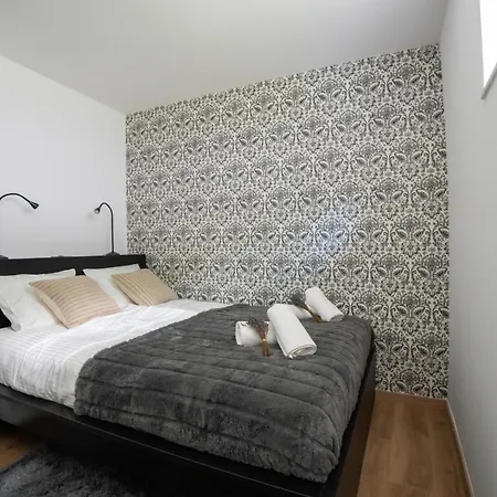 Black&white Apartment Ljubljana