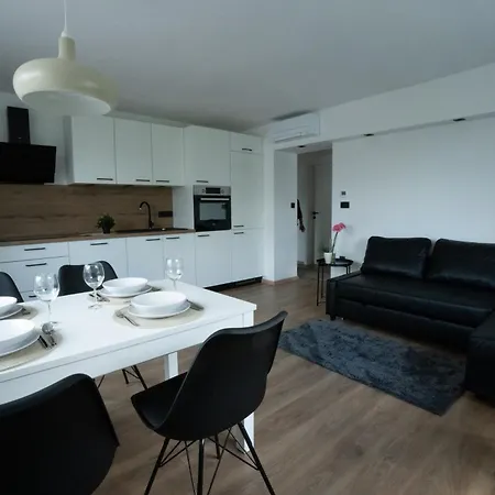Apartment Black&white Ljubljana