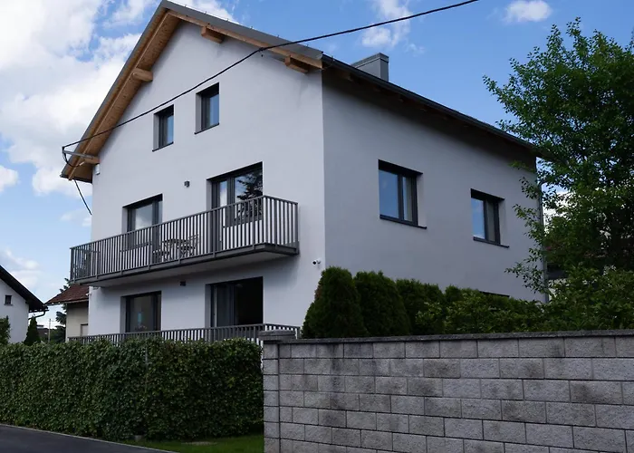 Apartment Black&white *