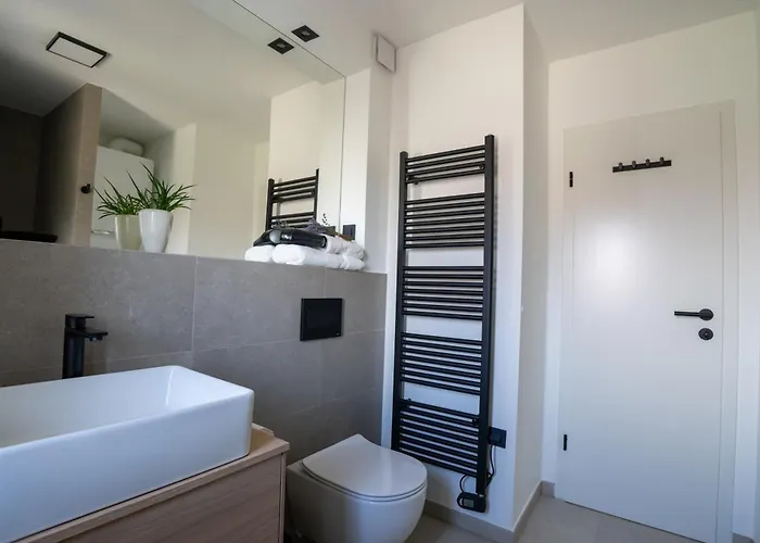 Black&white Apartment *