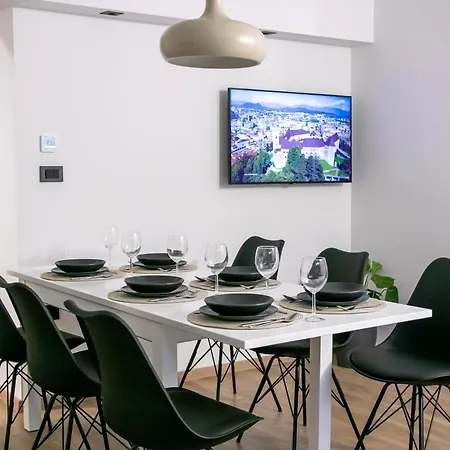 公寓 Black&white *